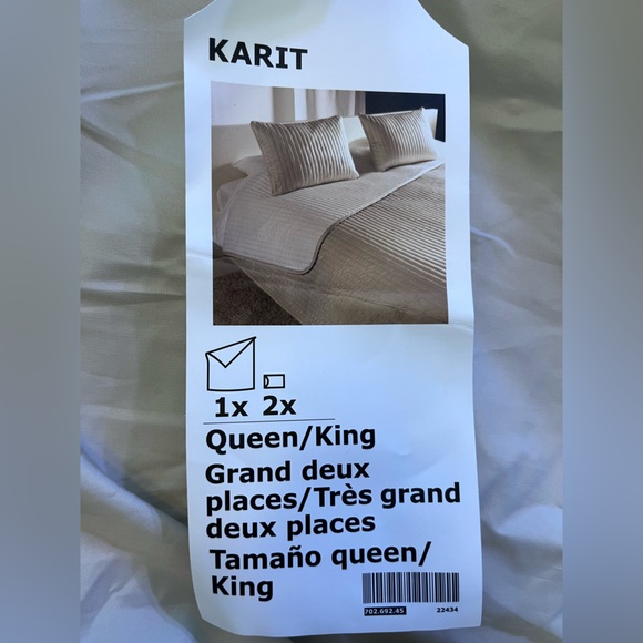 King/Queen Quilted Coverlet with Pillow Shams - Picture 1 of 15